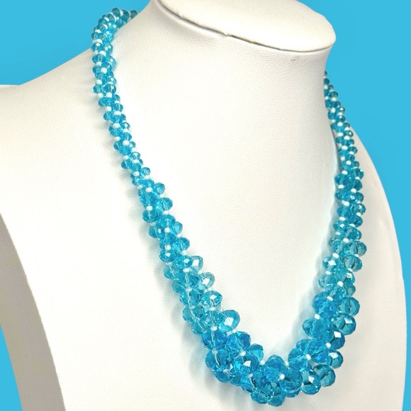 Stunning Blue & White Beaded Statement Necklace - Picture 6 of 15
